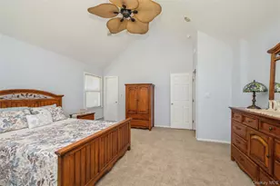 49 Harness Ln, Levittown, NY 11756 - Photo 25