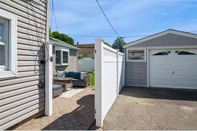 49 Harness Lane, Levittown, NY 11756 - Photo 35