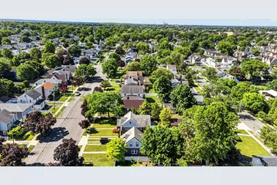 2456 Rockville Centre Parkway, Oceanside, NY 11572 - Photo 33