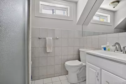 2456 Rockville Centre Parkway, Oceanside, NY 11572 - Photo 13