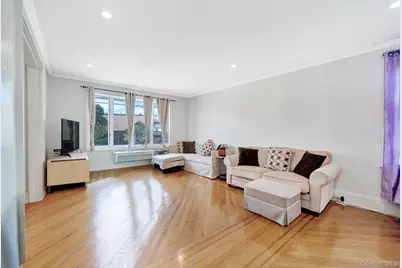 63 Amherst Road, Valley Stream, NY 11581 - Photo 5