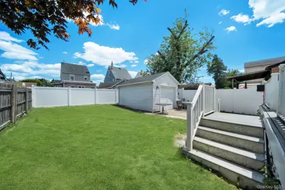 63 Amherst Road, Valley Stream, NY 11581 - Photo 21