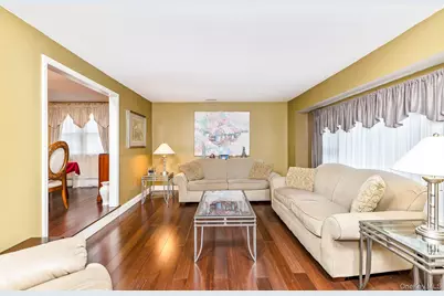 19 Knoll Lane, Smithtown, NY 11787 - Photo 3