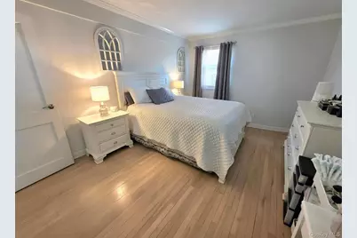 88-27 Shore Parkway #25, Howard Beach, NY 11414 - Photo 7
