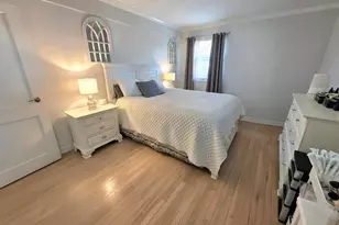 88-27 Shore Pkwy, Howard Beach, NY 11414 - Photo 7