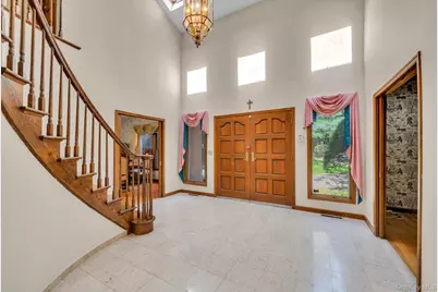 244 Store Hill Road, Old Westbury, NY 11568 - Photo 3
