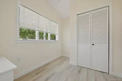 2395 Yorktown Street, Oceanside, NY 11572 - Photo 9
