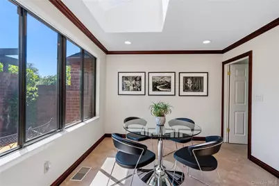 265 Sparrow Drive #265, Manhasset, NY 11030 - Photo 11