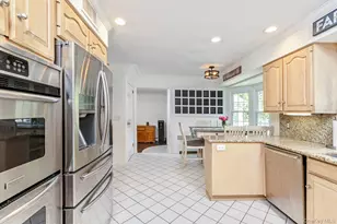 66 Cygnet Dr, Smithtown, NY 11787 - Photo 13