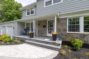 66 Cygnet Dr, Smithtown, NY 11787 - Photo 3