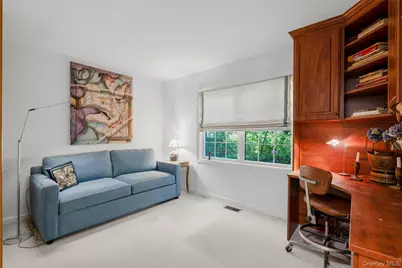 398 Cortlandt Avenue #8, Mamaroneck, NY 10543 - Photo 17