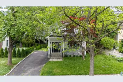 6 Burbury Lane, Great Neck, NY 11023 - Photo 31