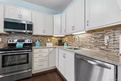 17 Constantine Way, Mount Sinai, NY 11766 - Photo 17