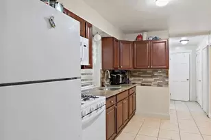 2934 Tenbroeck Ave, Bronx, NY 10469 - Photo 7