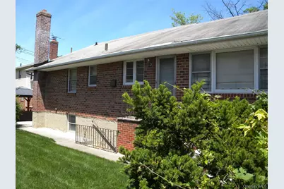 2810 210th Place, Bayside, NY 11360 - Photo 25