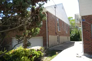 28-10 210th Pl, Bayside, NY 11360 - Photo 23