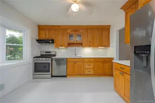 11 Guterl Terrace, Pearl River, NY 10965 - Photo 9