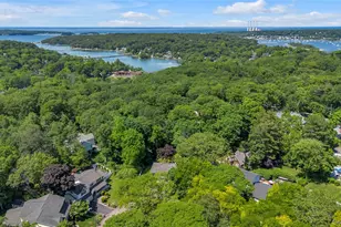 21 Martha Ct, Centerport, NY 11721 - Photo 35