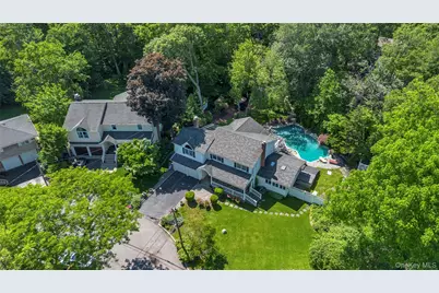 21 Martha Court, Centerport, NY 11721 - Photo 33