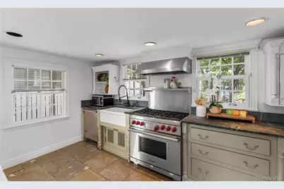125 Piermont Avenue, Nyack, NY 10960 - Photo 7