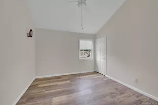 255 Rolling St, Malverne, NY 11565 - Photo 23