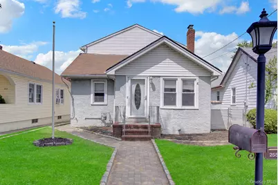 255 Rolling Street, Malverne, NY 11565 - Photo 1