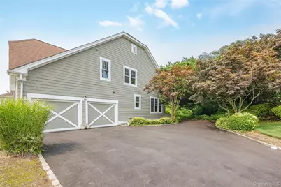 47 Pembroke Drive, Glen Cove, NY 11542 - Photo 35