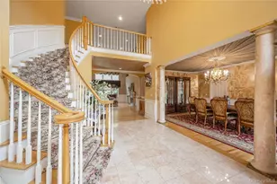 47 Pembroke Dr, Glen Cove, NY 11542 - Photo 5