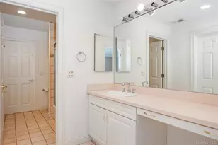 47 Pembroke Dr, Glen Cove, NY 11542 - Photo 33