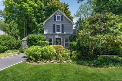 136 Lodge Avenue, Huntington Station, NY 11746 - Photo 1