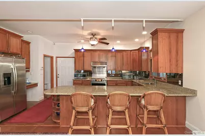 69 Ocean Avenue, Massapequa, NY 11758 - Photo 7