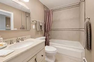6 Naybor Ave, Medford, NY 11763 - Photo 31
