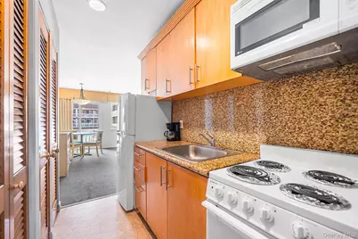 131 S Emerson Avenue #235, Montauk, NY 11954 - Photo 5