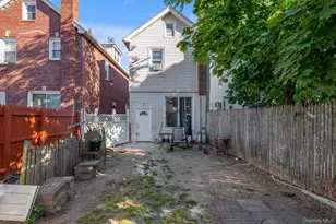 22513 95th Ave, Floral Park, NY 11001 - Photo 17