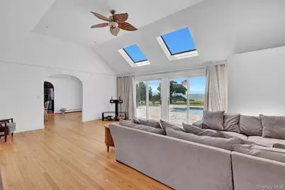 6 Last Lane, Hampton Bays, NY 11946 - Photo 11