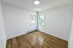 135 Barwick Blvd, Mineola, NY 11501 - Photo 13