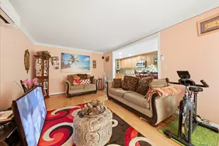 2752 Fish Ave, Bronx, NY 10469 - Photo 19