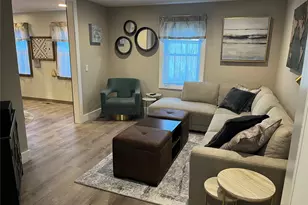 824 W Main St, Riverhead, NY 11901 - Photo 17