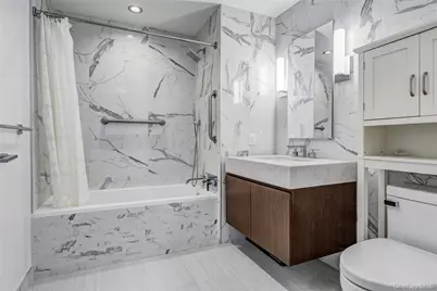 13835 39th Avenue #4B, Flushing, NY 11354 - Photo 11