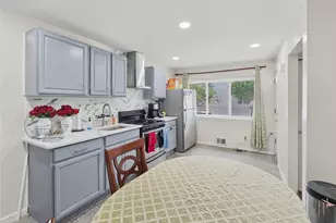 145-63 181st St, Springfield Gardens, NY 11413 - Photo 17