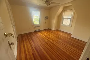 203 Rockaway Pkwy, Valley Stream, NY 11580 - Photo 3