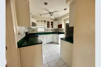 203 Rockaway Parkway #2nd FL, Valley Stream, NY 11580 - Photo 5