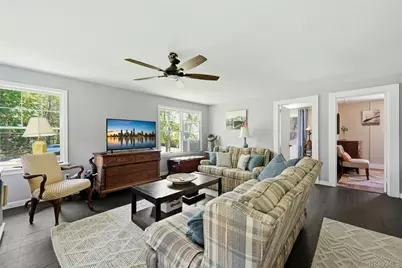 295 Jackson Street, New Suffolk, NY 11956 - Photo 15