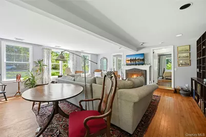 295 Jackson Street, New Suffolk, NY 11956 - Photo 9