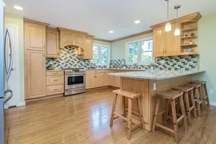 22 Andover Rd, Port Washington, NY 11050 - Photo 9