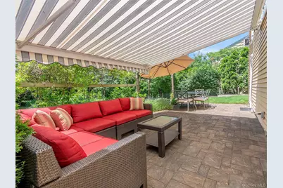 22 Andover Road, Port Washington, NY 11050 - Photo 27