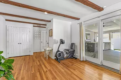 93 Crest Road W, Merrick, NY 11566 - Photo 11