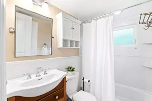 19 Radcliff Ave, Port Washington, NY 11050 - Photo 15