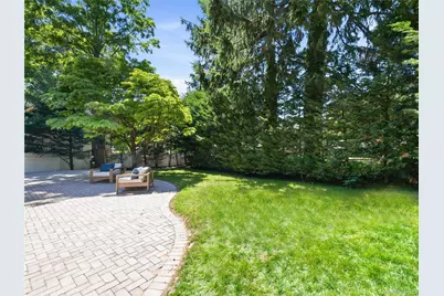 19 Radcliff Avenue, Port Washington, NY 11050 - Photo 19