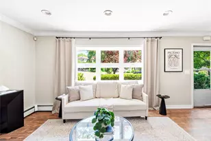 19 Radcliff Ave, Port Washington, NY 11050 - Photo 5